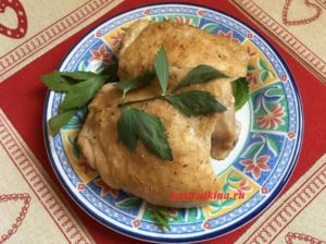 курица, запеченная в духовке с ревенем, горчицей и имбирем