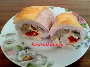 мясной рулет с грибами и сыром